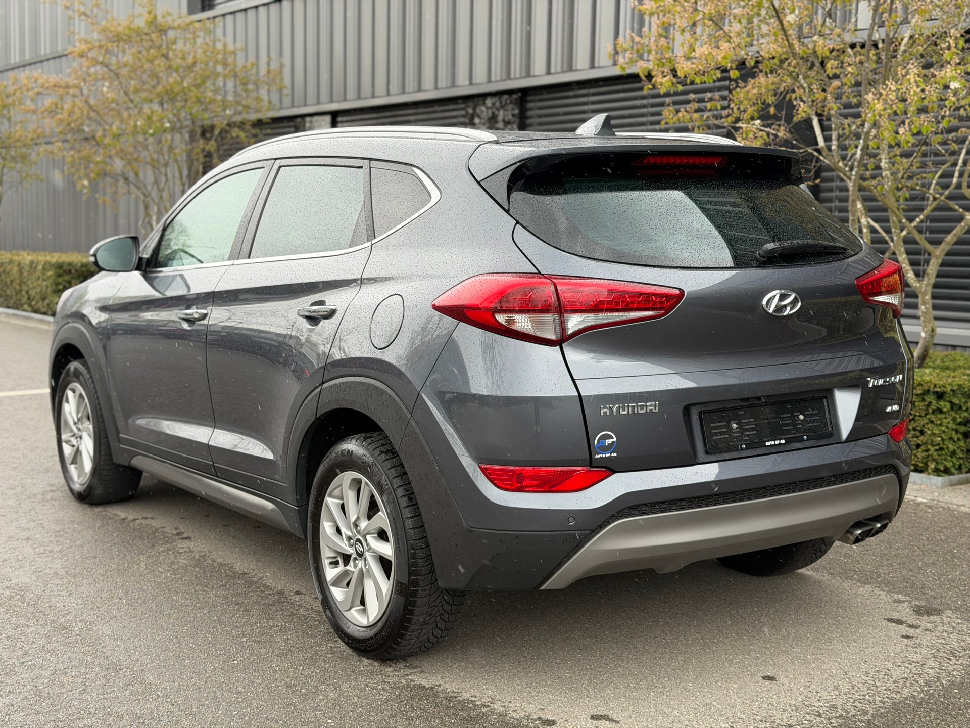 HYUNDAI Tucson 2.0 CRDI Plena 4WD-image-2