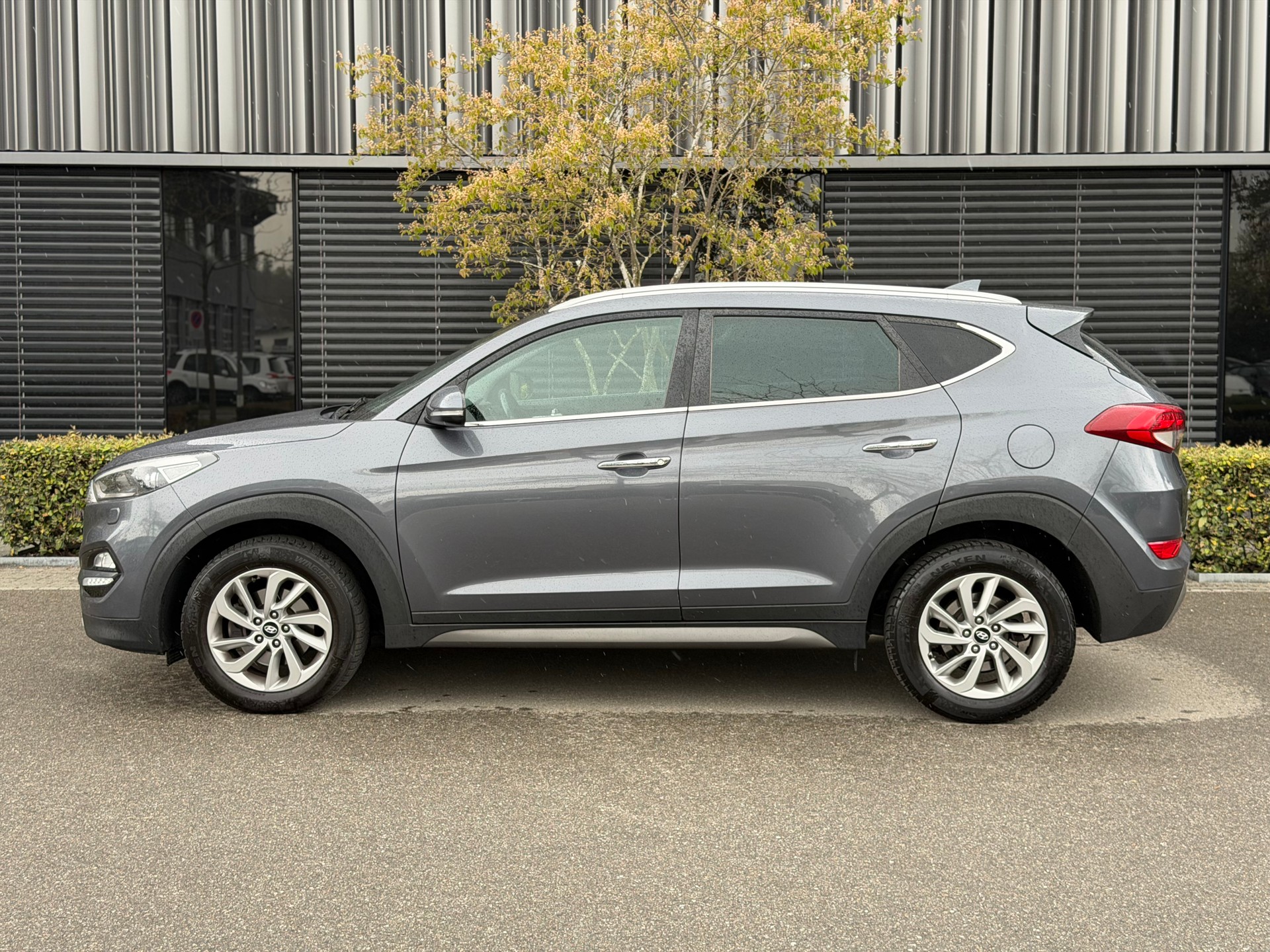 HYUNDAI Tucson 2.0 CRDI Plena 4WD-image-1