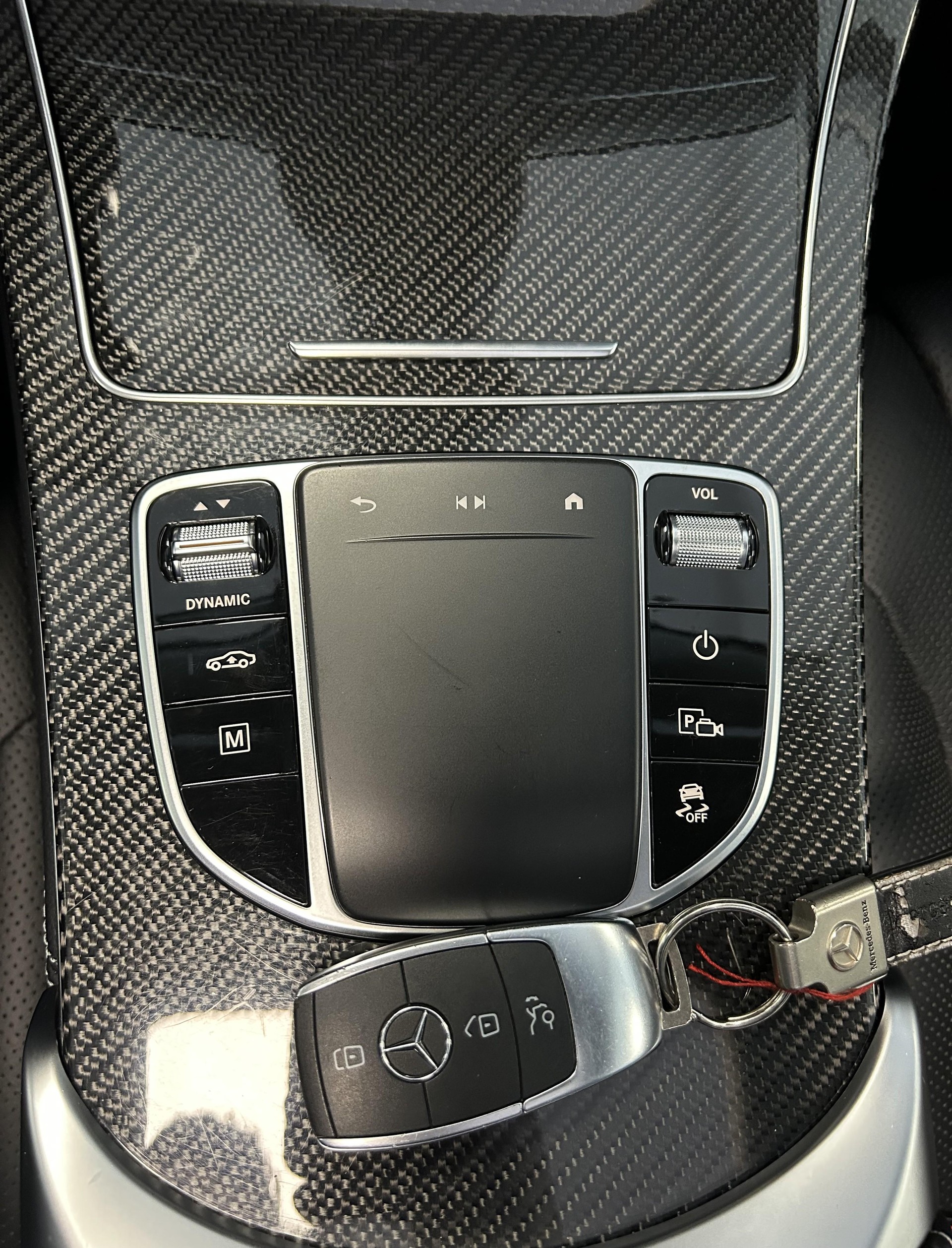 MERCEDES-BENZ GLC 300 e AMG Line 4m-image-14