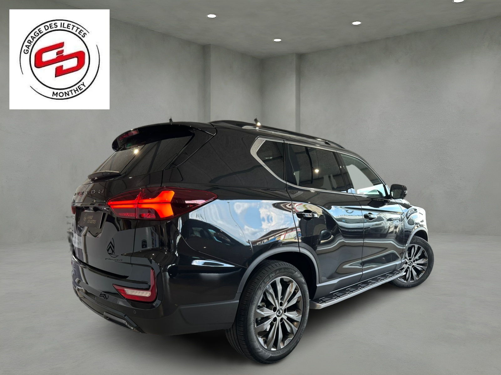 KGM-SsangYong Rexton 2.2 CRDi Blackline 4WD AT 3.5 T AHK-showroom-element-2