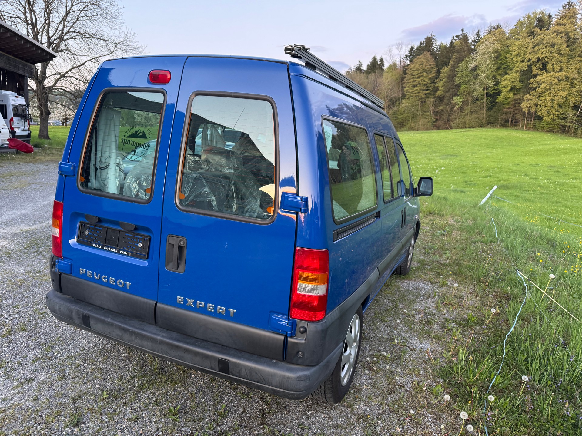 PEUGEOT Expert 2.0 220 C Confort Swiss P.-image-10