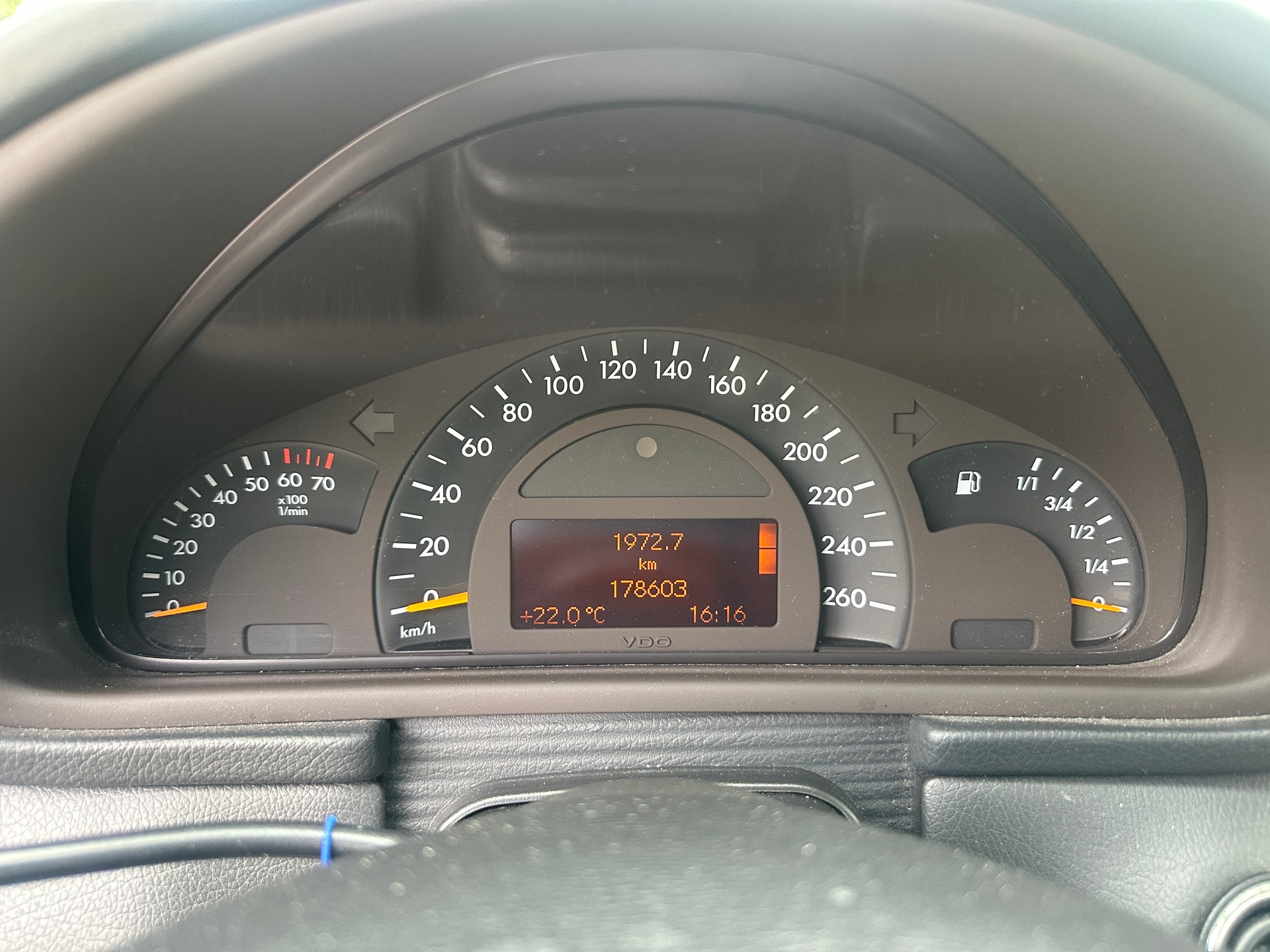 MERCEDES-BENZ C 200 Kompressor Elégance-image-7