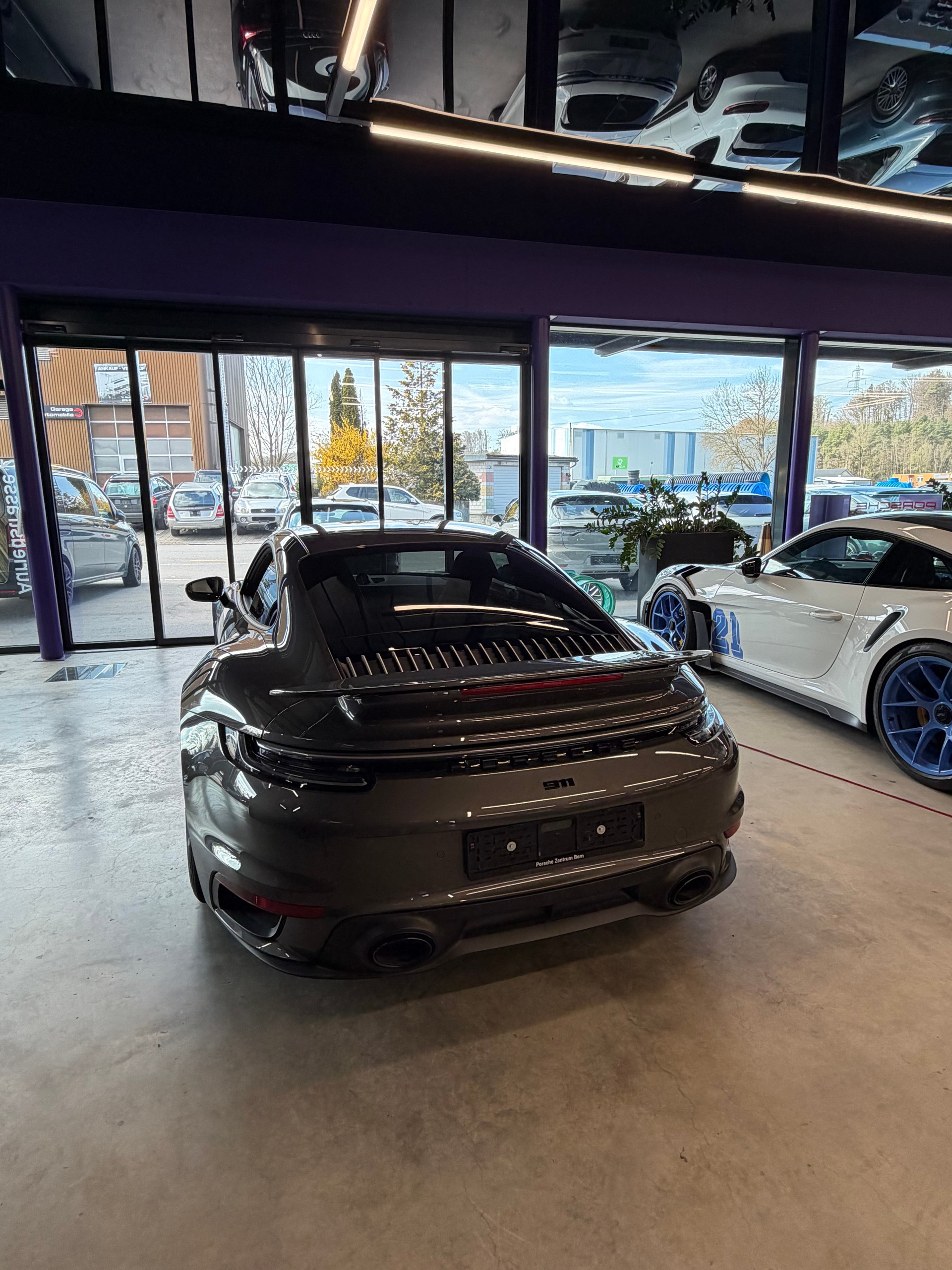 PORSCHE 911 Turbo S PDK-image-5