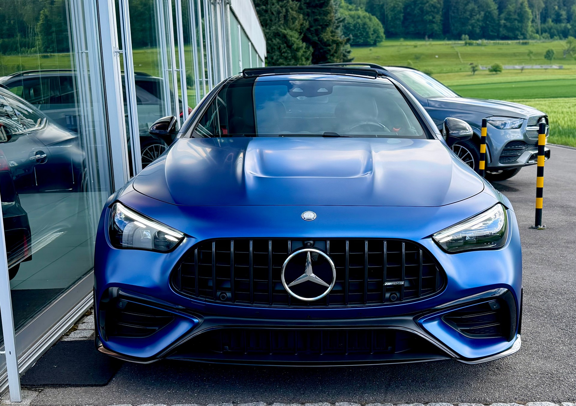 MERCEDES-BENZ CLE 53 Coupé AMG 4Matic+ 9G-Tronic *MANUFAKTUR spectral blue magno*-image-4