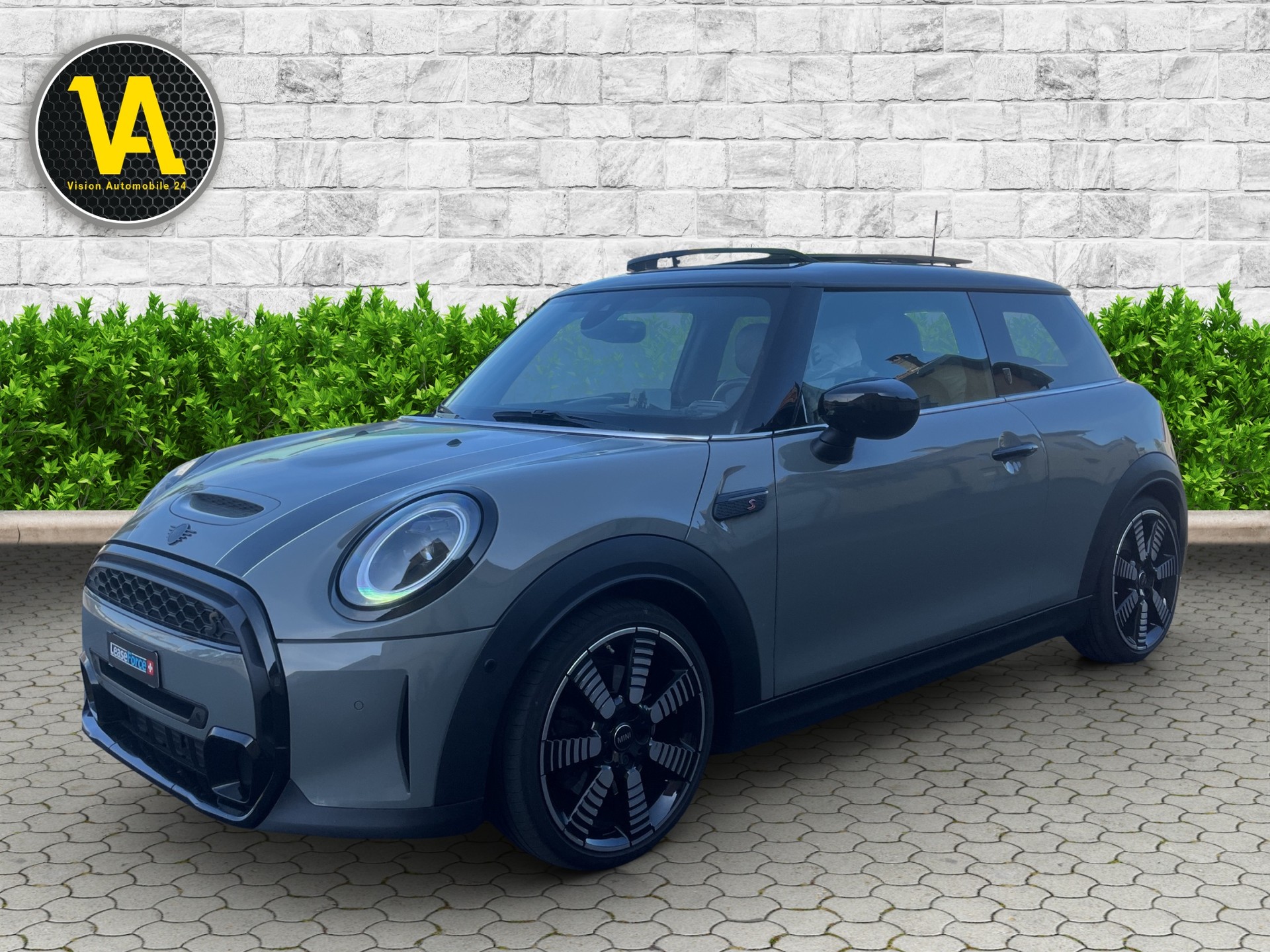 MINI Cooper S Trafalgar Edition Steptronic DKG-showroom-element-1
