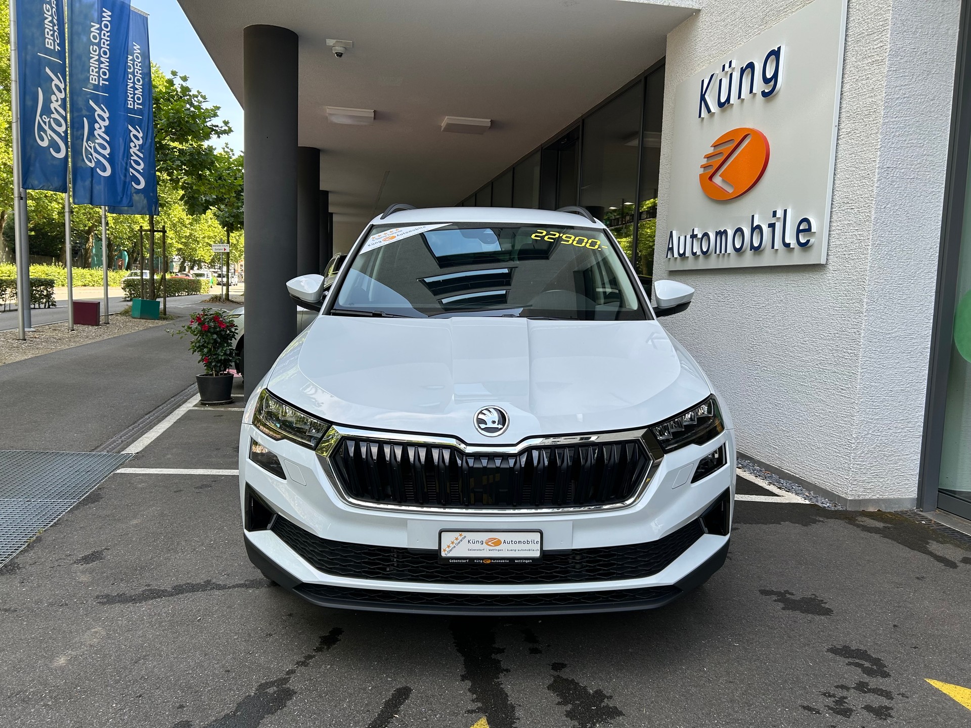 SKODA Karoq 1.5 TSI Ambition DSG-image-12