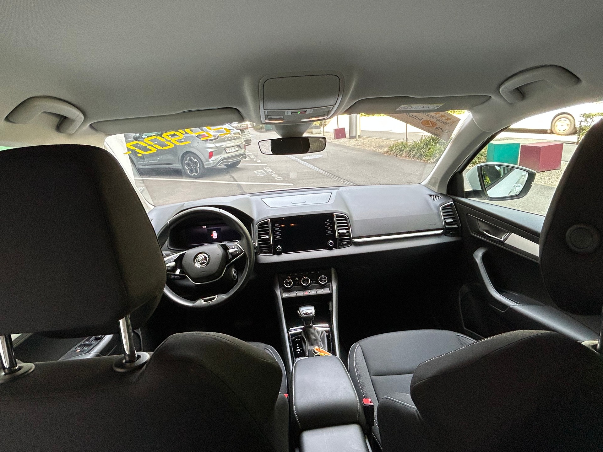 SKODA Karoq 1.5 TSI Ambition DSG-image-7