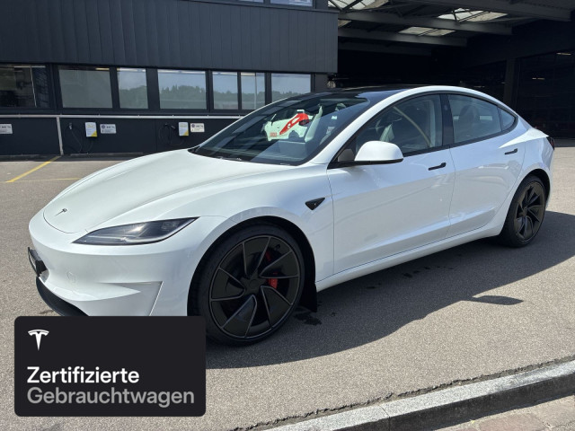 TESLA Model 3 Performance-image-1