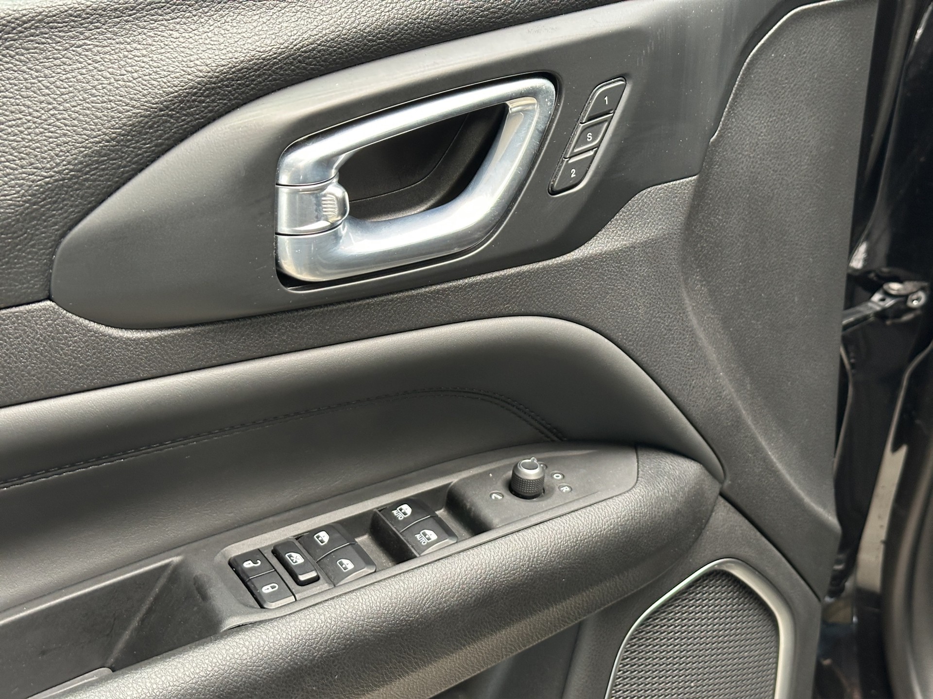 JEEP Compass 1.3 T PHEV Trailhawk AWD-image-8