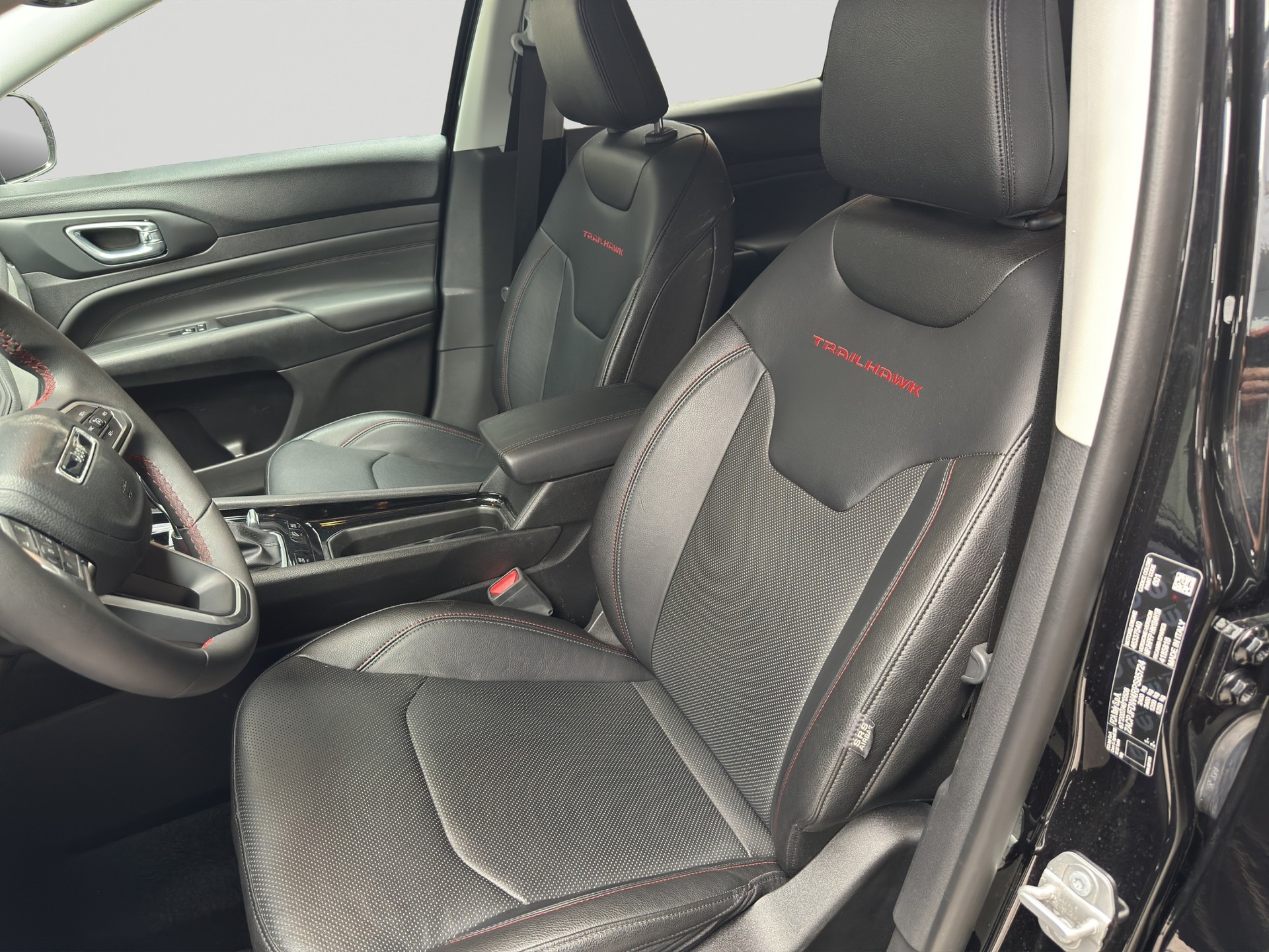 JEEP Compass 1.3 T PHEV Trailhawk AWD-image-5