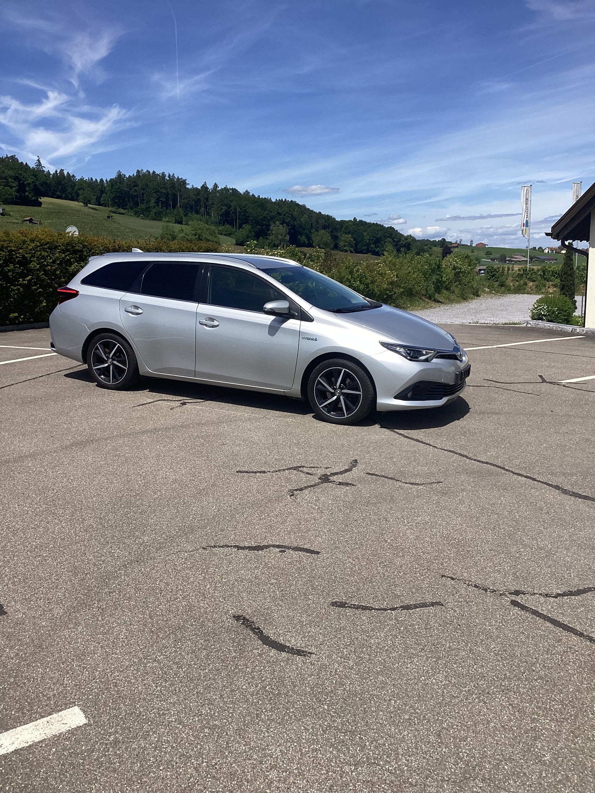 TOYOTA 1.8 HSD Comfort