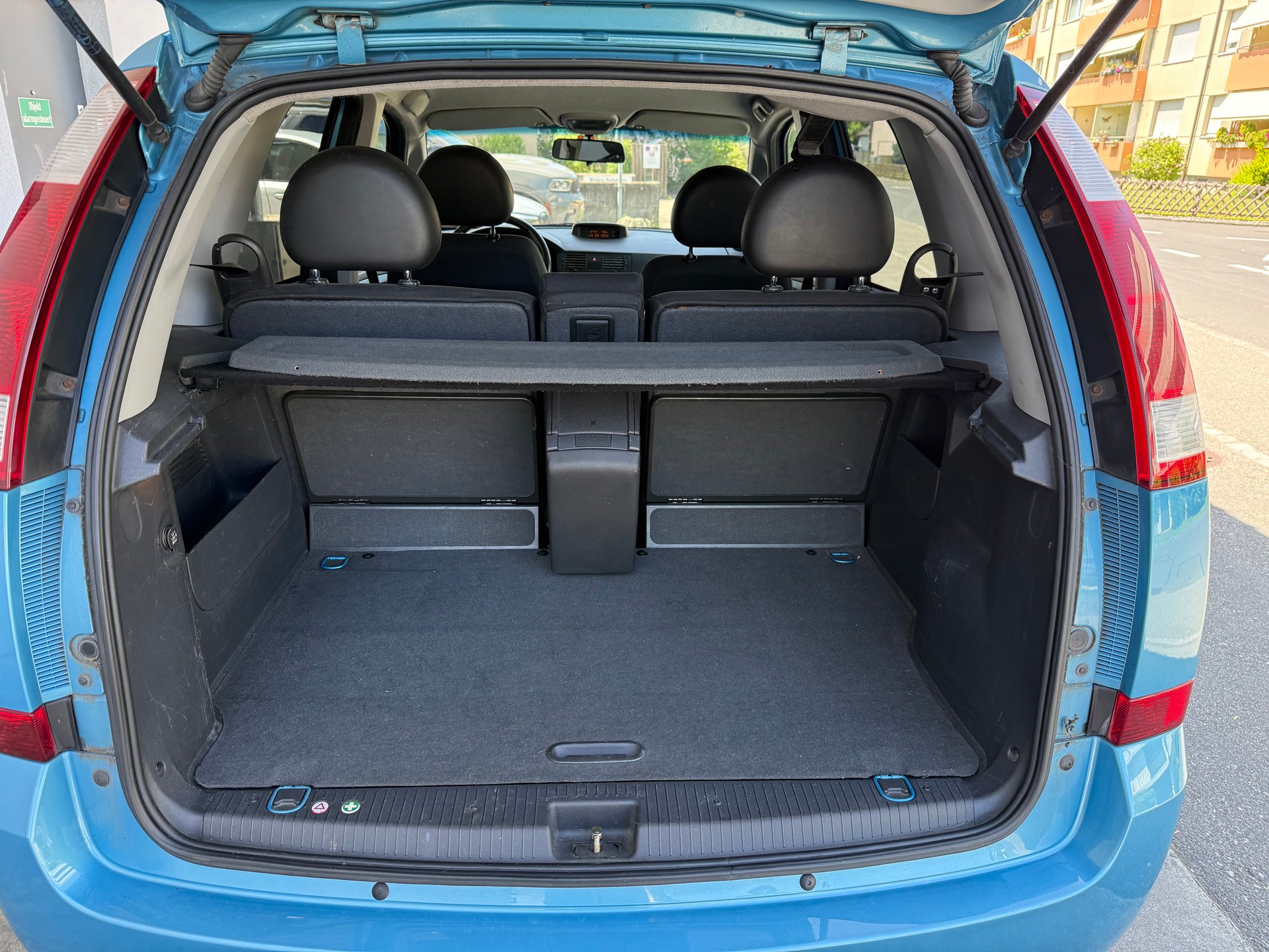 OPEL Meriva 1.6i 16V Enjoy-image-11