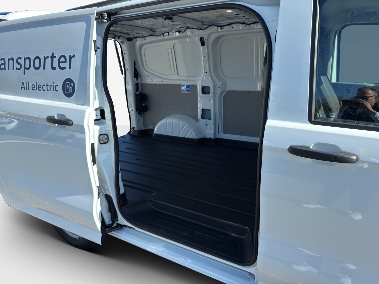 VW e-Transporter 70 kWh-image-13