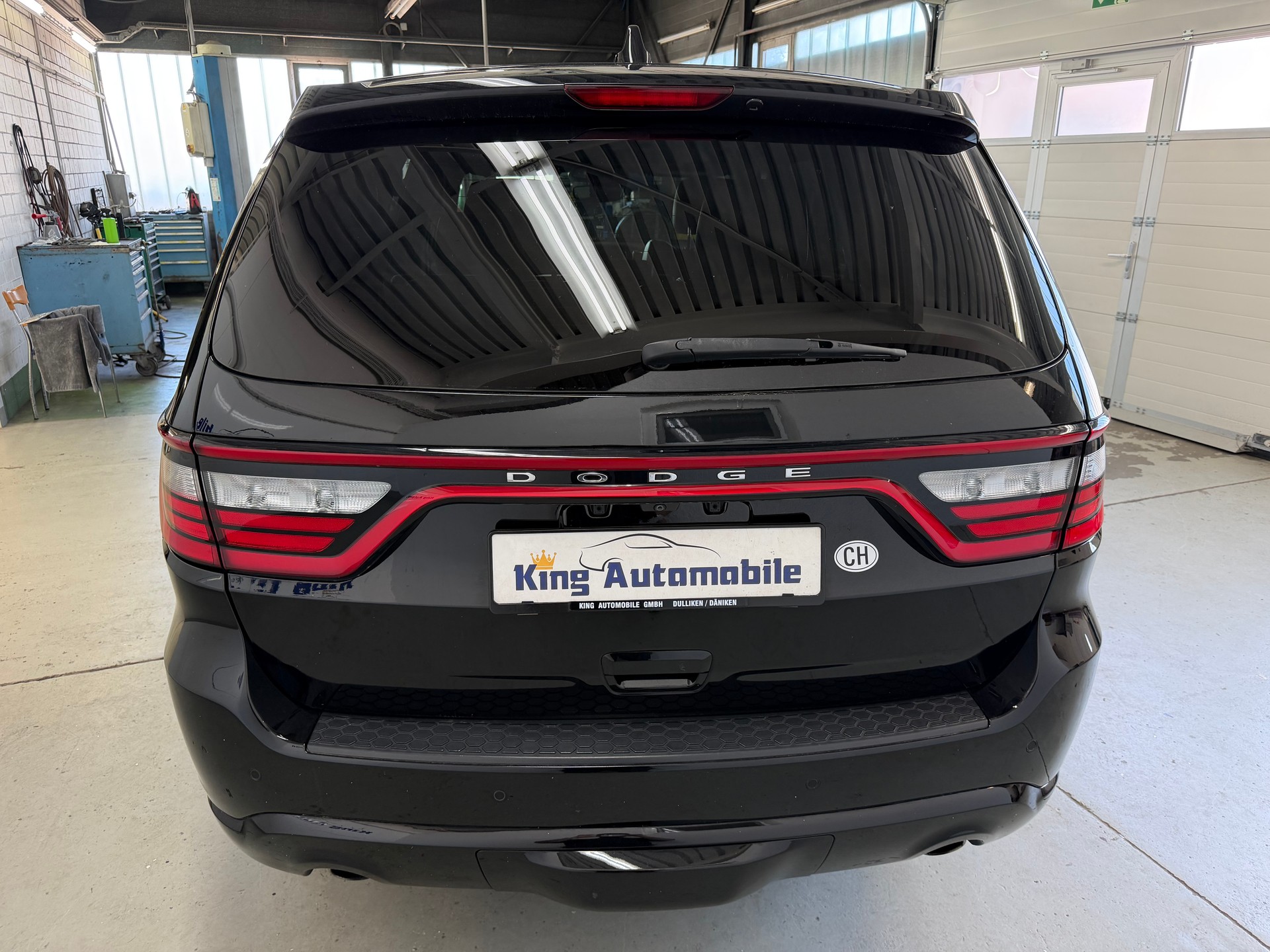 DODGE Durango R/T 5.7 AWD | Frisch MFK | Tiefergelegt | Schiebedach | 7-Plätzer-image-5