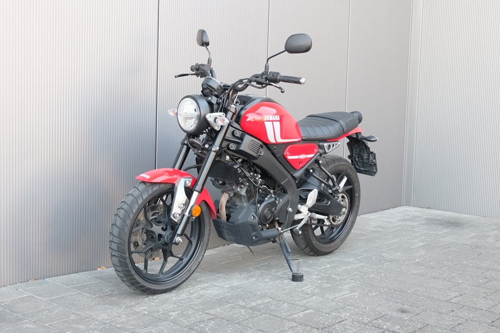 YAMAHA XSR 125 ABS-showroom-element-3