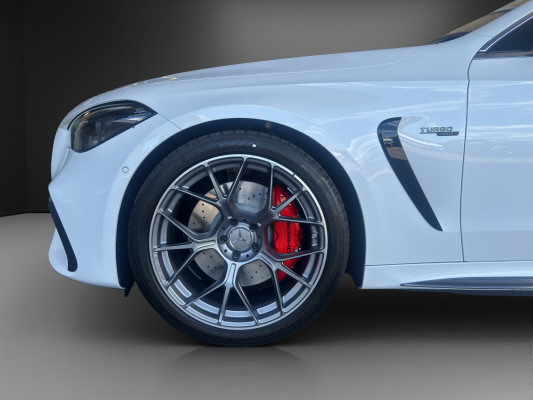 MERCEDES-BENZ CLE AMG 53 Cabrio 4Matic+-image-4