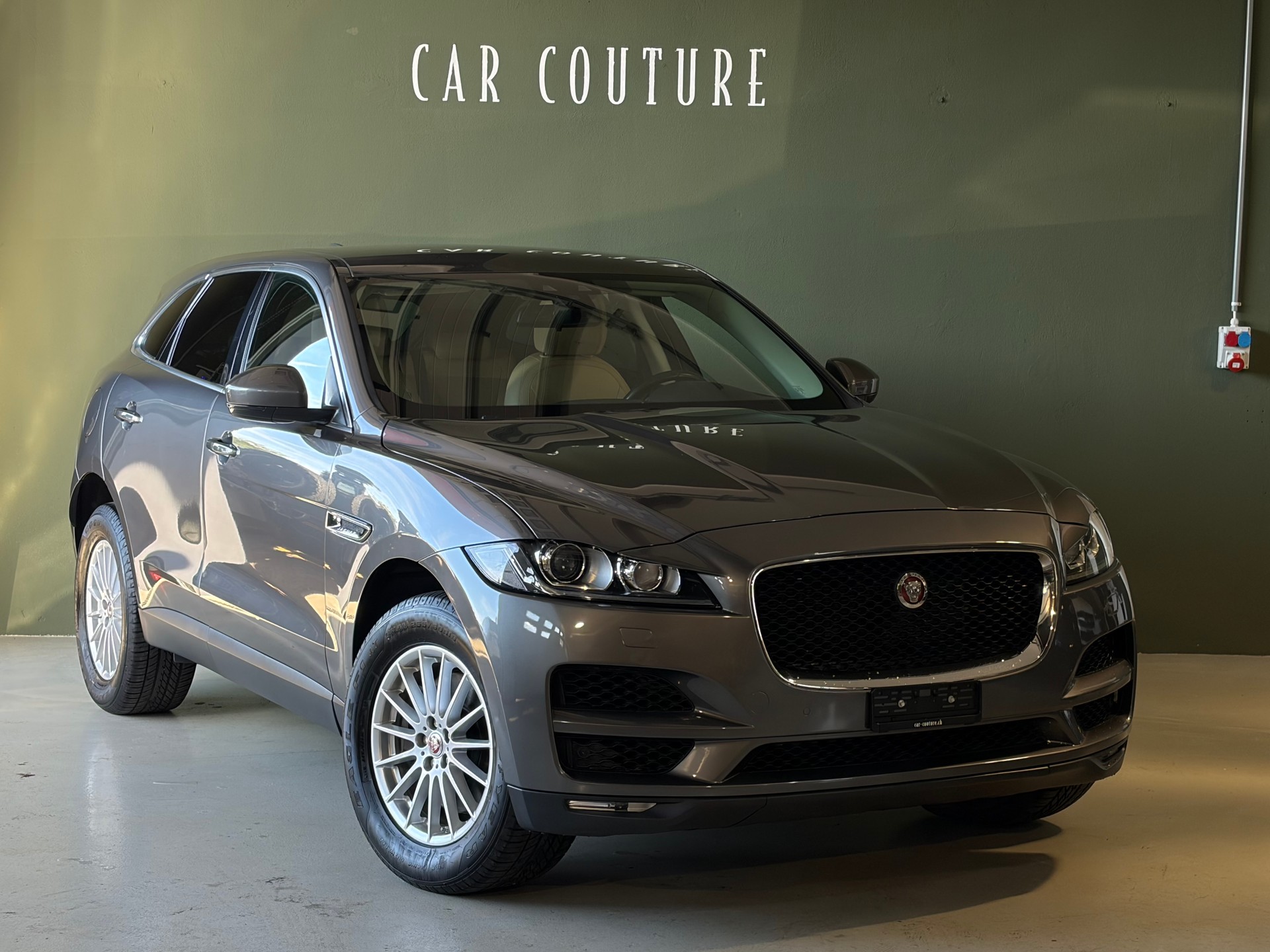 JAGUAR F-Pace 3.0 TD Prestige AWD Automatik * CH-Fahrzeug *-showroom-element-2