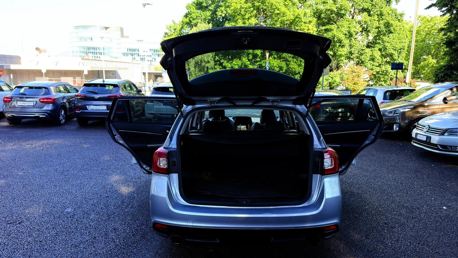 SUBARU Levorg 1.6DIT Luxury S AWD Lineartronic-image-6