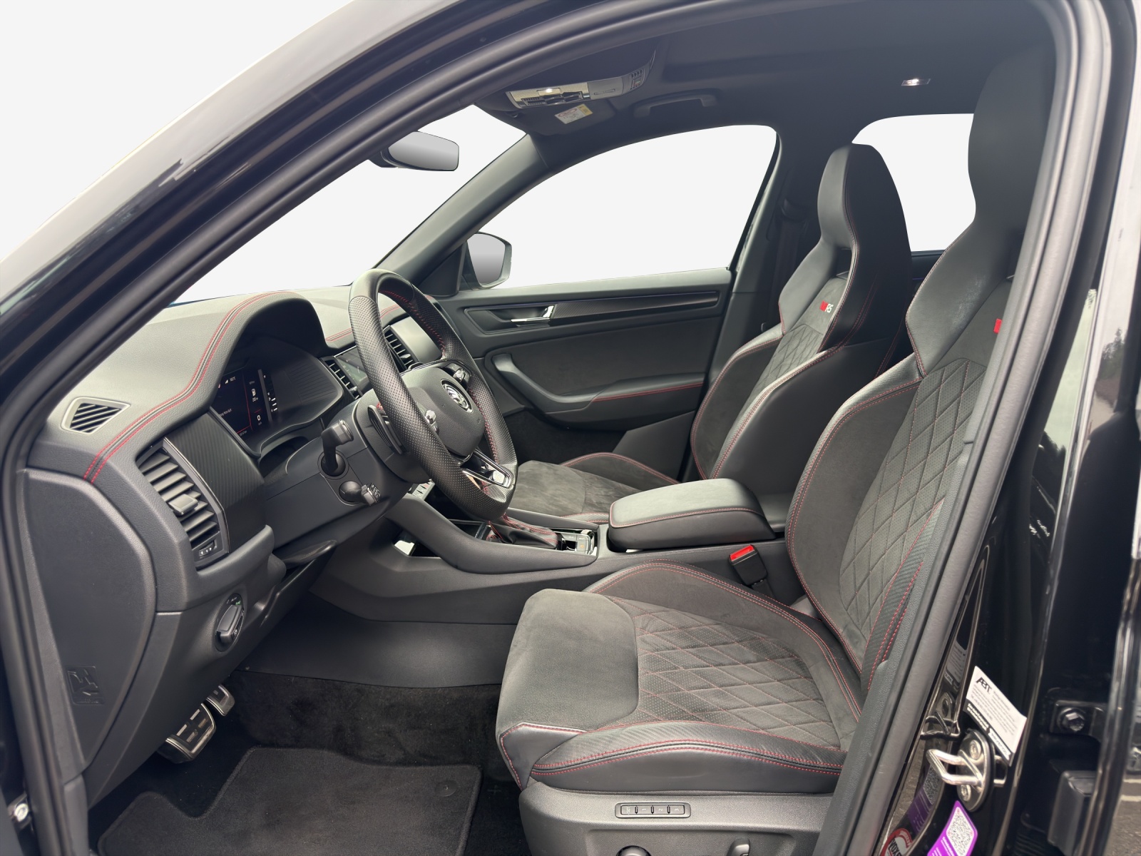 SKODA Kodiaq 2.0 TSI 4x4 RS-image-7