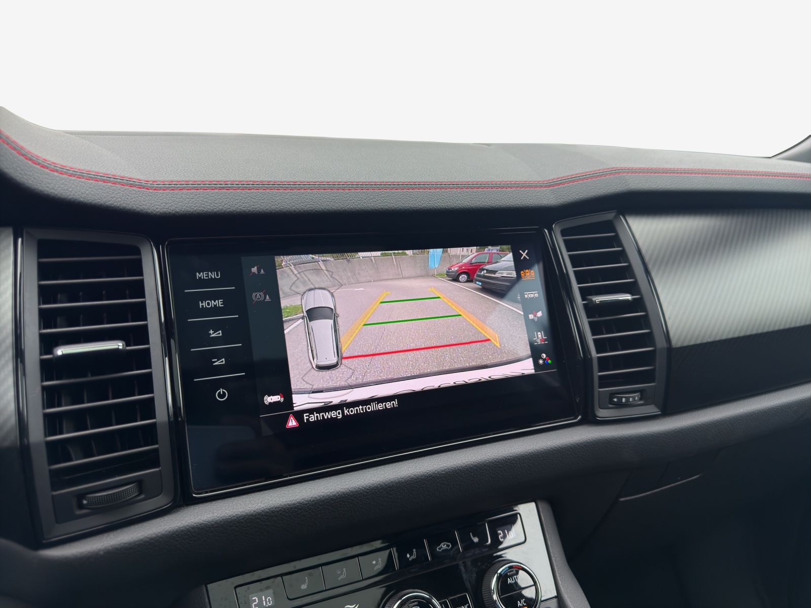 SKODA Kodiaq 2.0 TSI 4x4 RS-image-13
