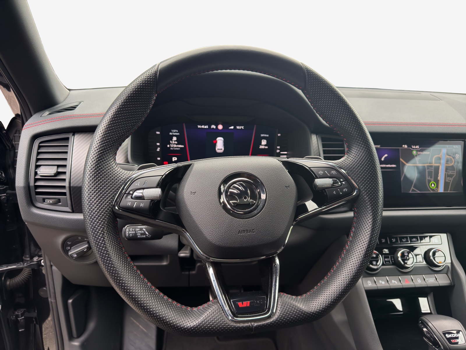 SKODA Kodiaq 2.0 TSI 4x4 RS-image-9