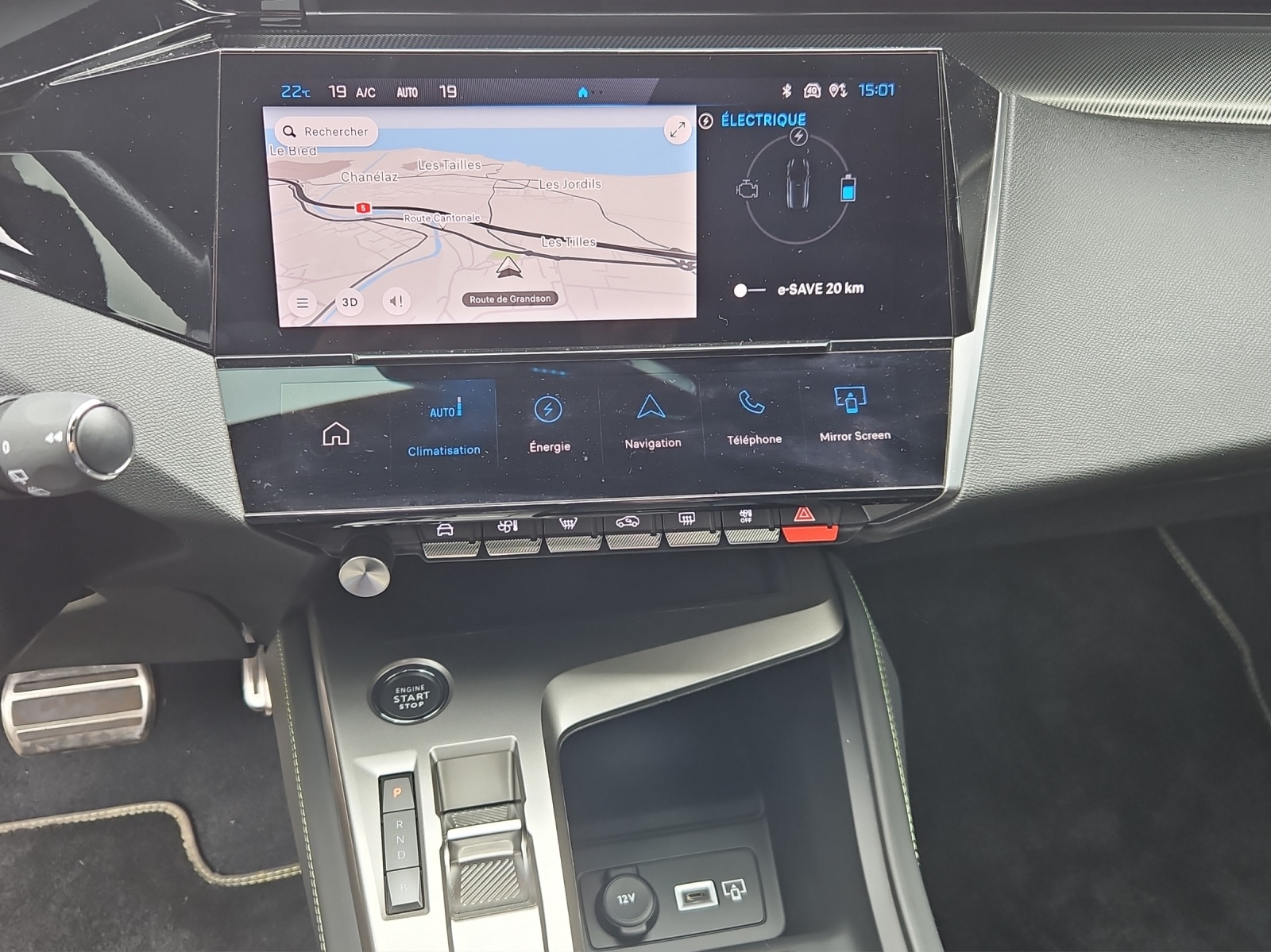 PEUGEOT 308 1.6 PHEV 225 GT Pack-image-12