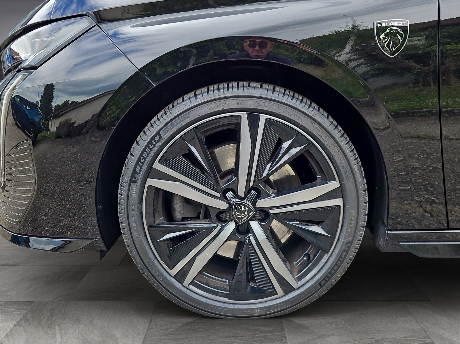 PEUGEOT 308 1.6 PHEV 225 GT Pack-image-2
