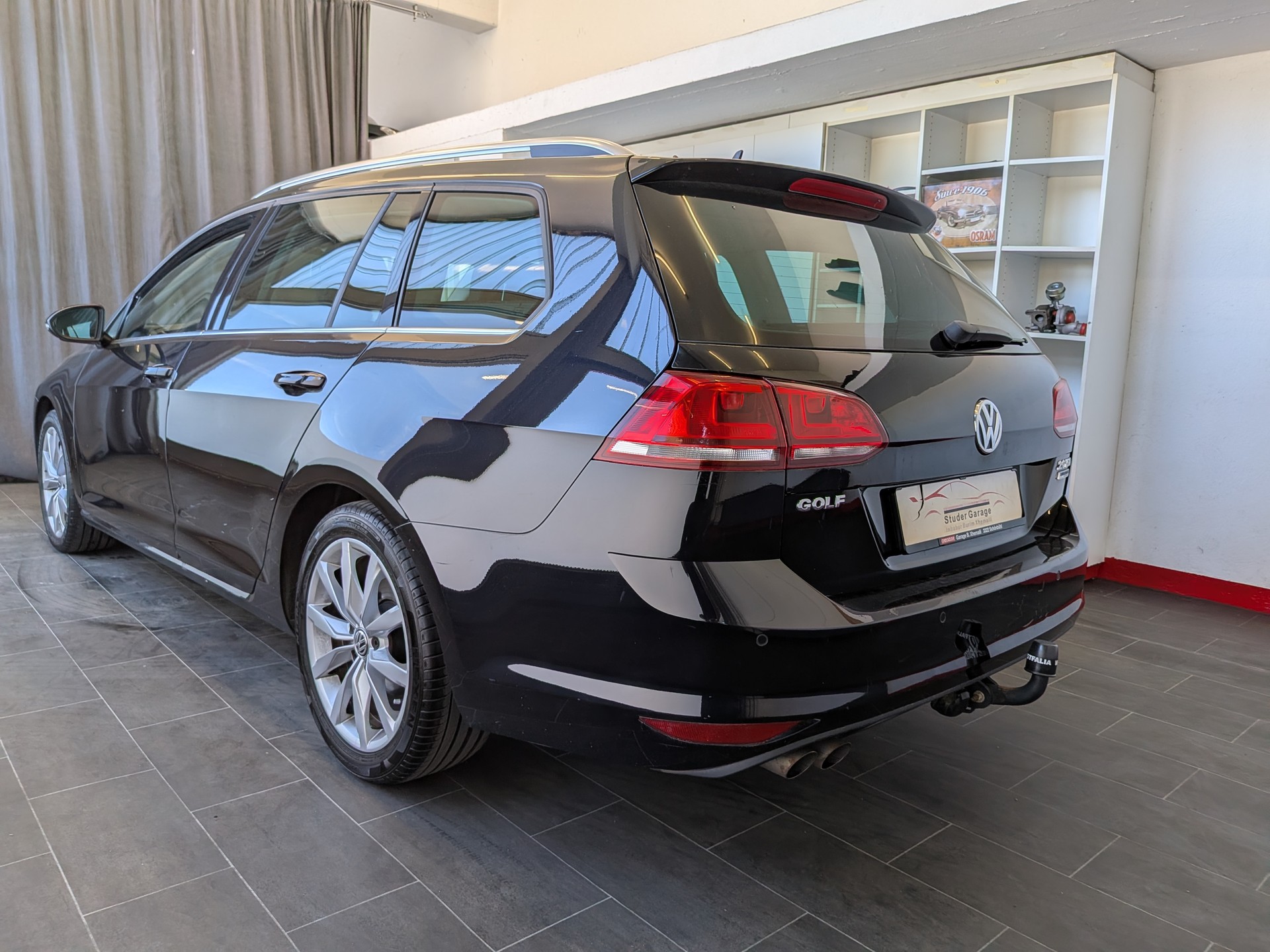 VW GOLF-image-6