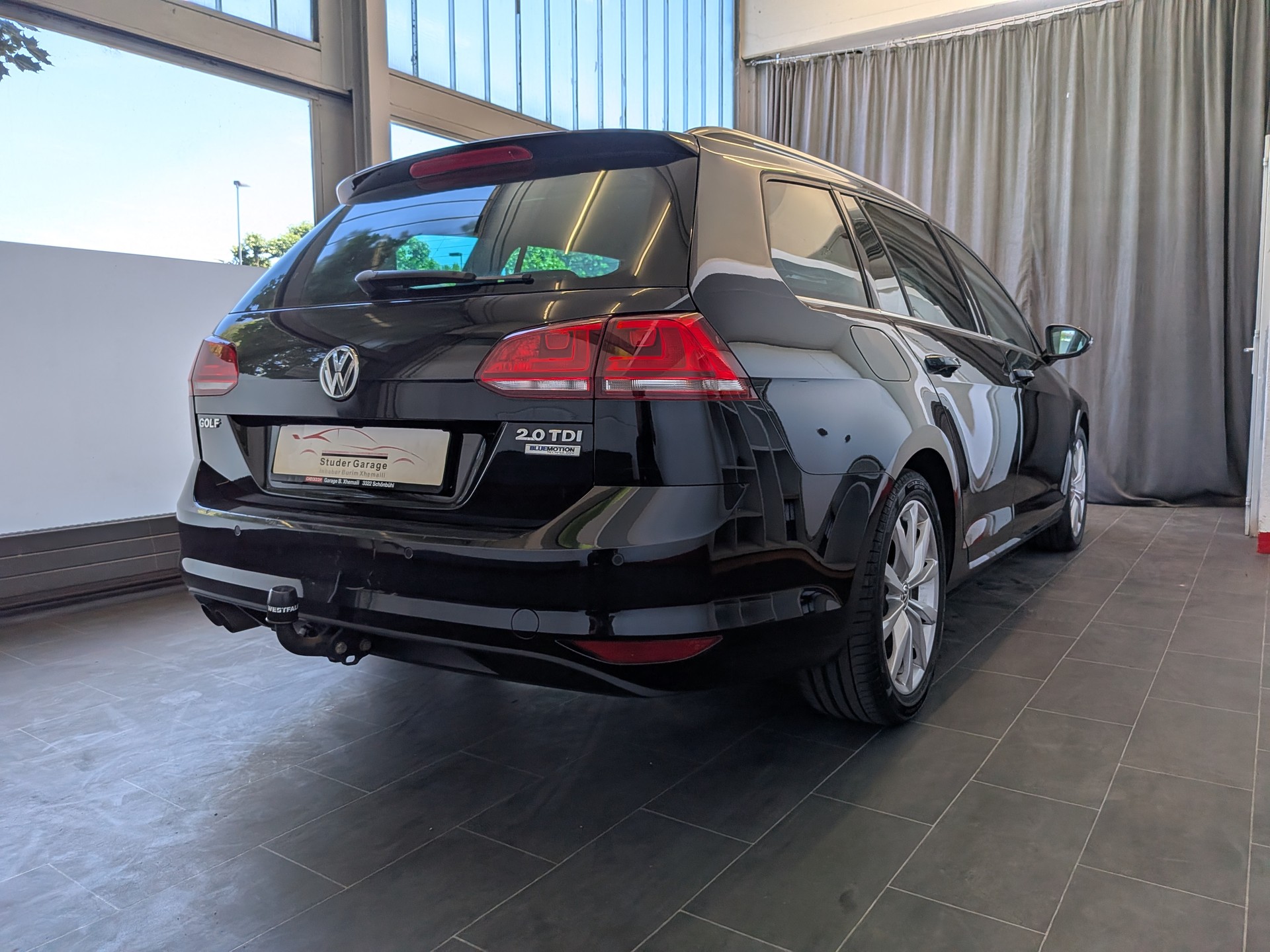 VW GOLF-image-7