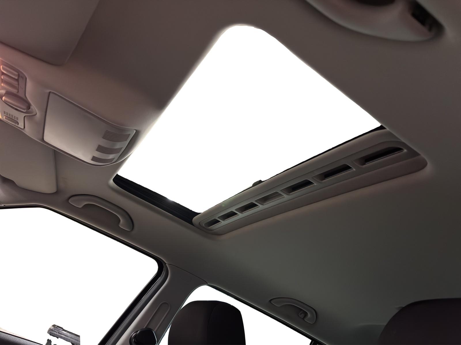 SKODA Fabia Combi 1.2 TSI Ambition-image-8