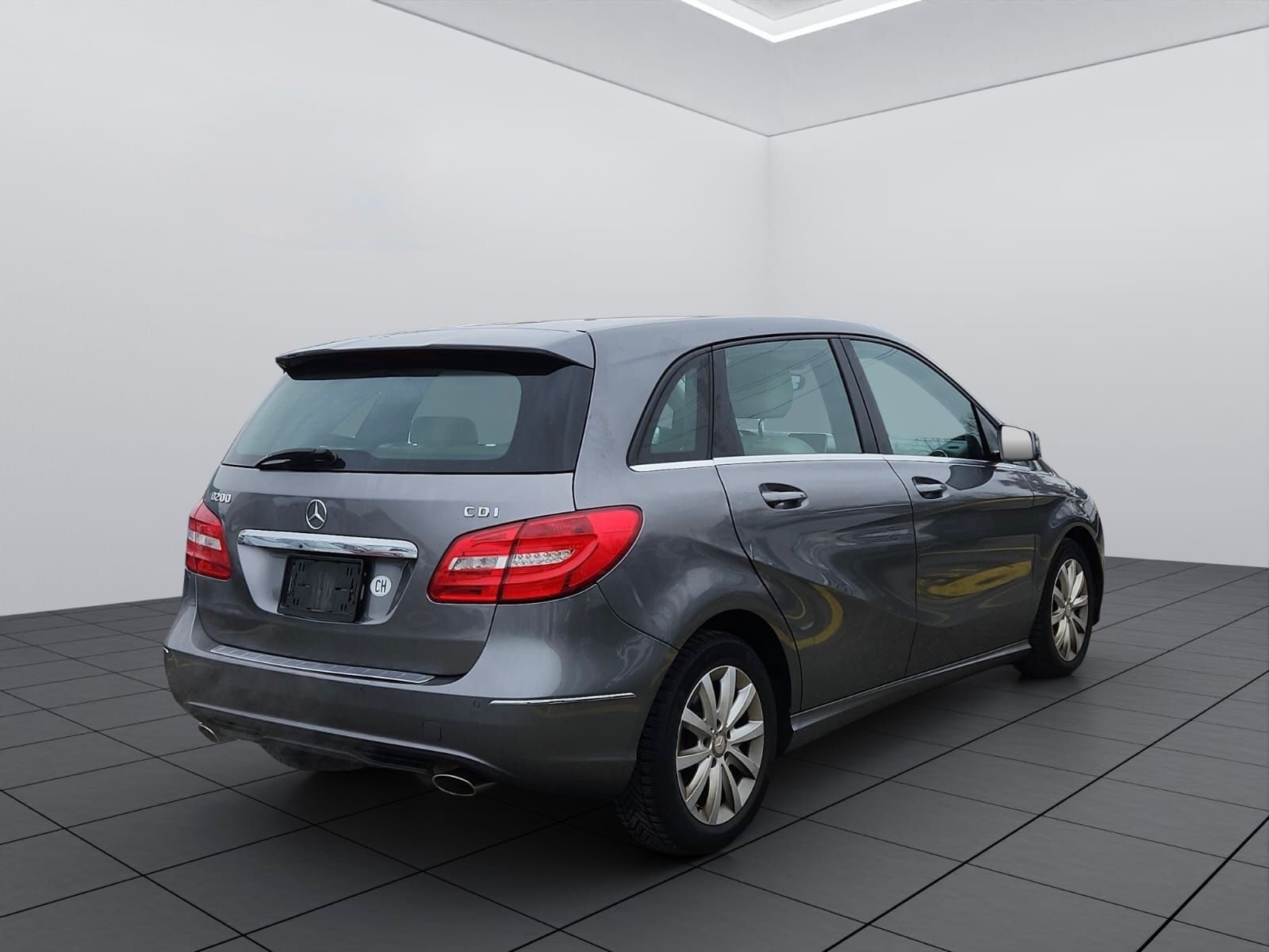 MERCEDES-BENZ B 200 CDI 7G-DCT-image-4