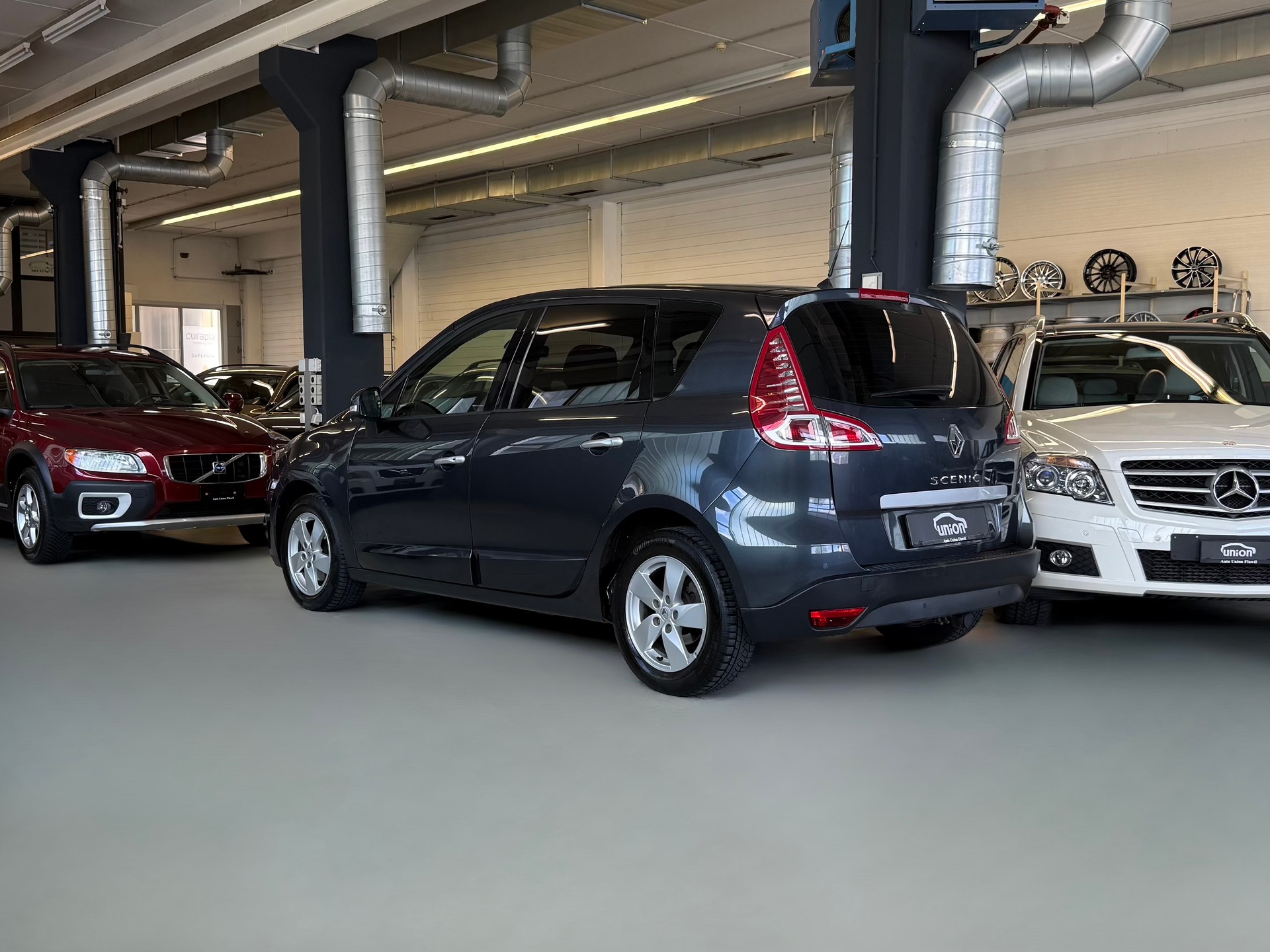 RENAULT Scénic 2.0 16V Bose X-Tronic CVT-image-6