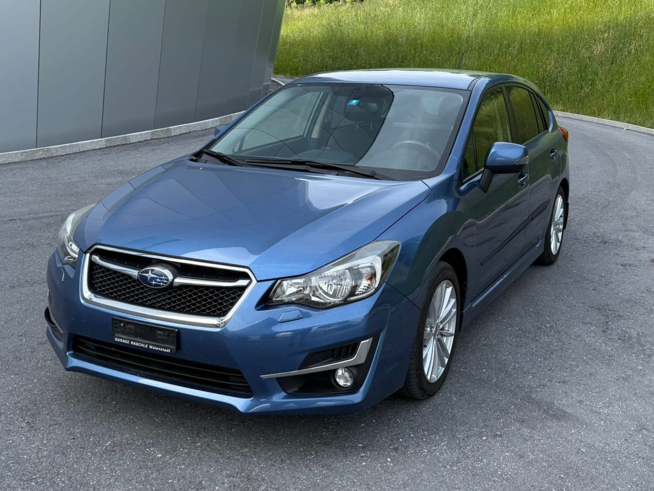 SUBARU Impreza 2.0 Swiss Sport-image-0