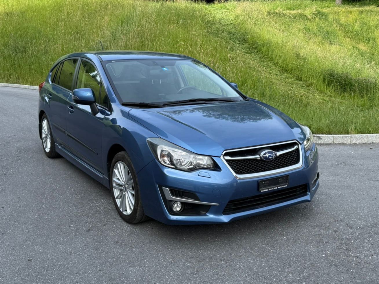 SUBARU Impreza 2.0 Swiss Sport-image-1