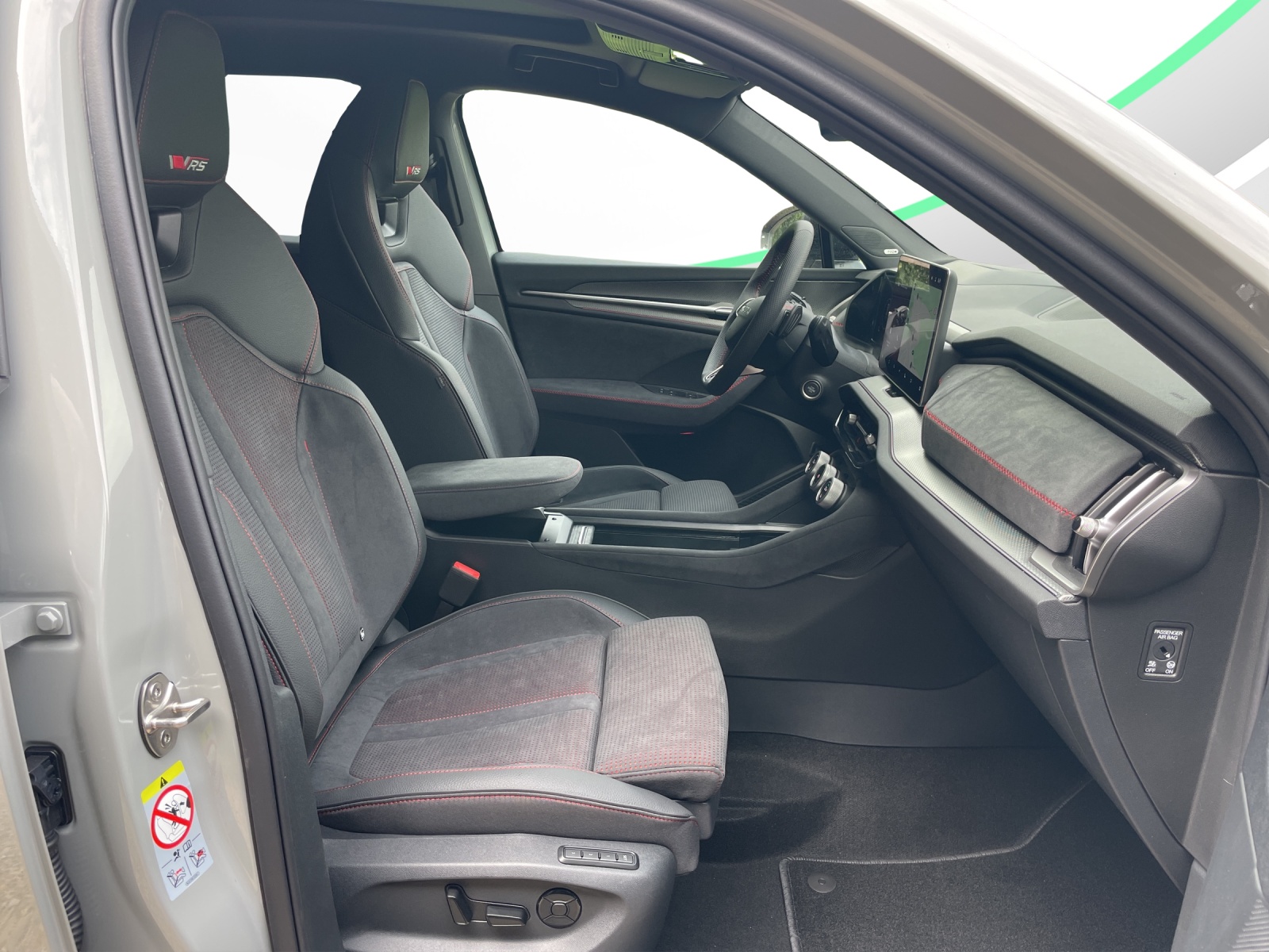 SKODA Kodiaq 2.0 TSI RS 4x4-image-12