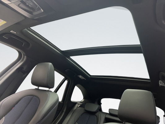 BMW X1 xDrive 18d M Sport-image-9