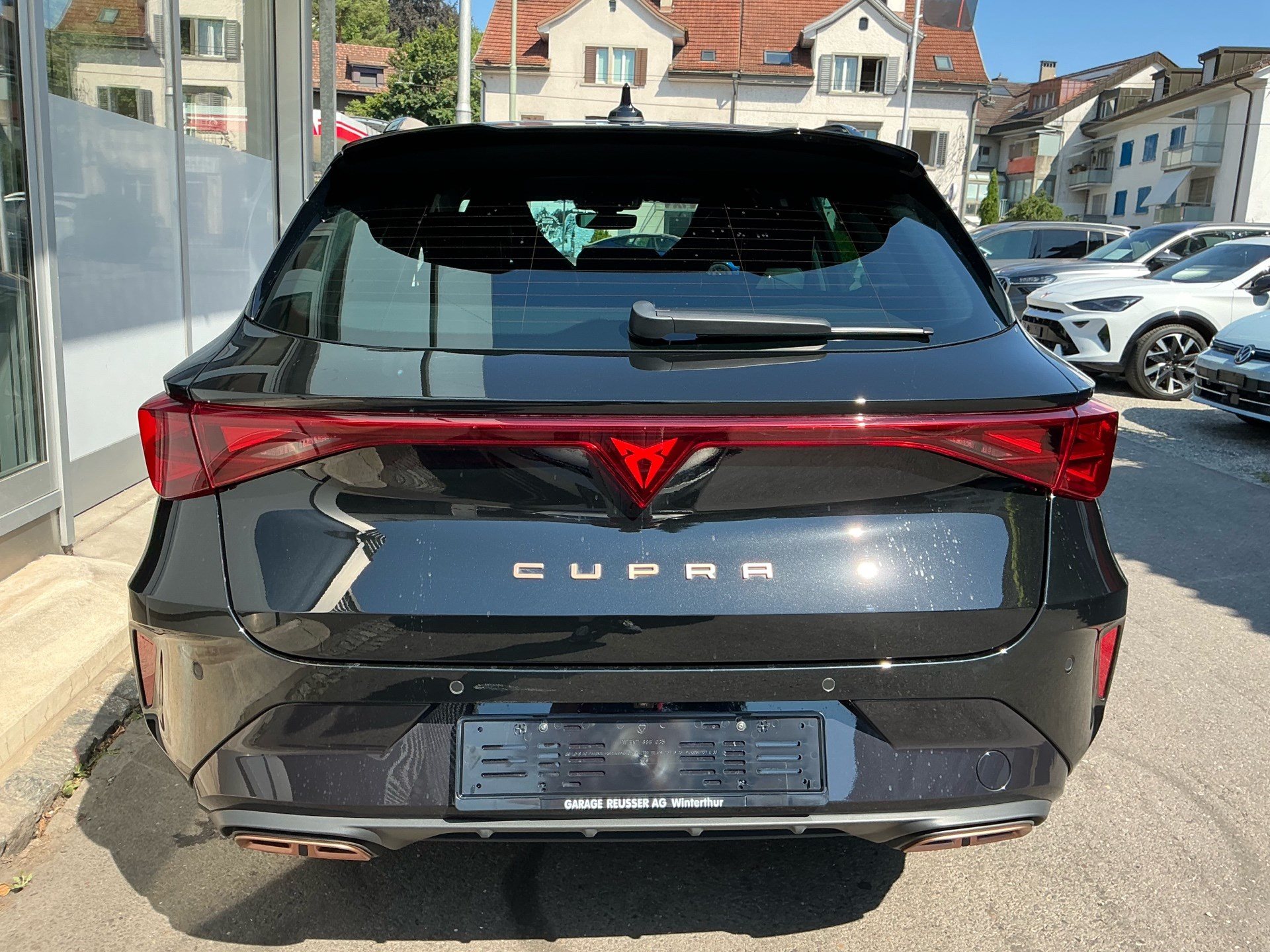CUPRA Leon Sportstourer 1.5 e-Hybrid 272 PS VZ *** PURE PERFORMANCE PAKET ***-image-4