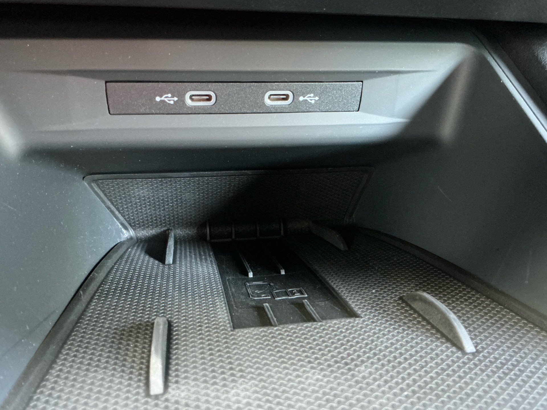CUPRA Leon Sportstourer 1.5 e-Hybrid 272 PS VZ *** PURE PERFORMANCE PAKET ***-image-24