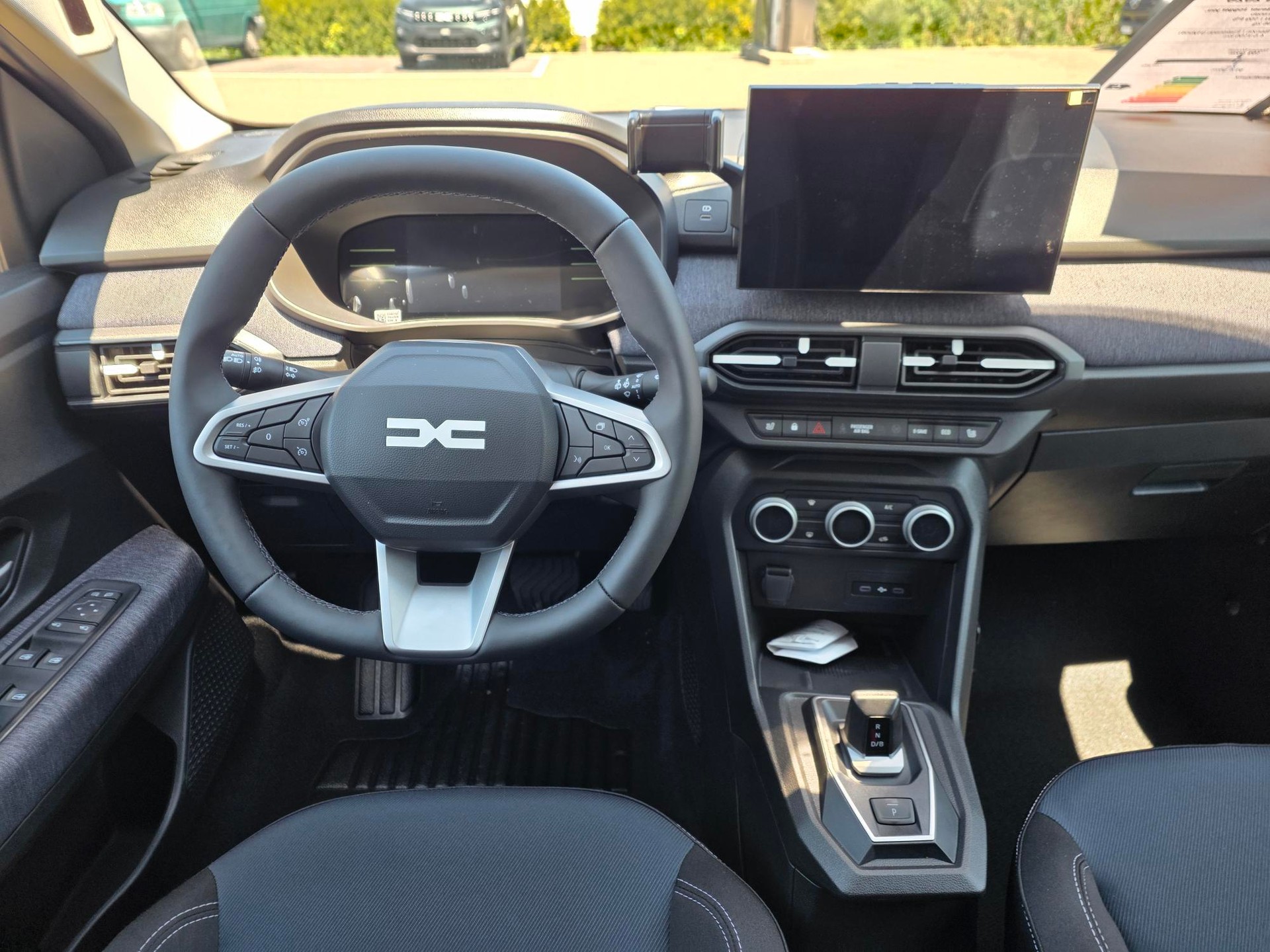 DACIA Jogger 1.8 Hybrid Journey-image-7
