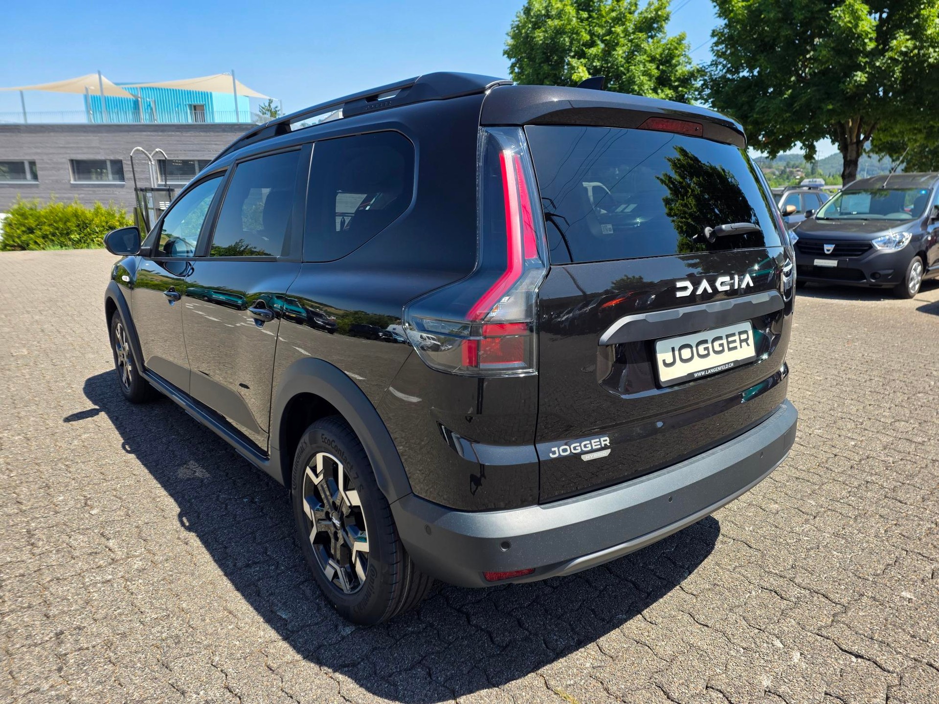 DACIA Jogger 1.8 Hybrid Journey-image-2