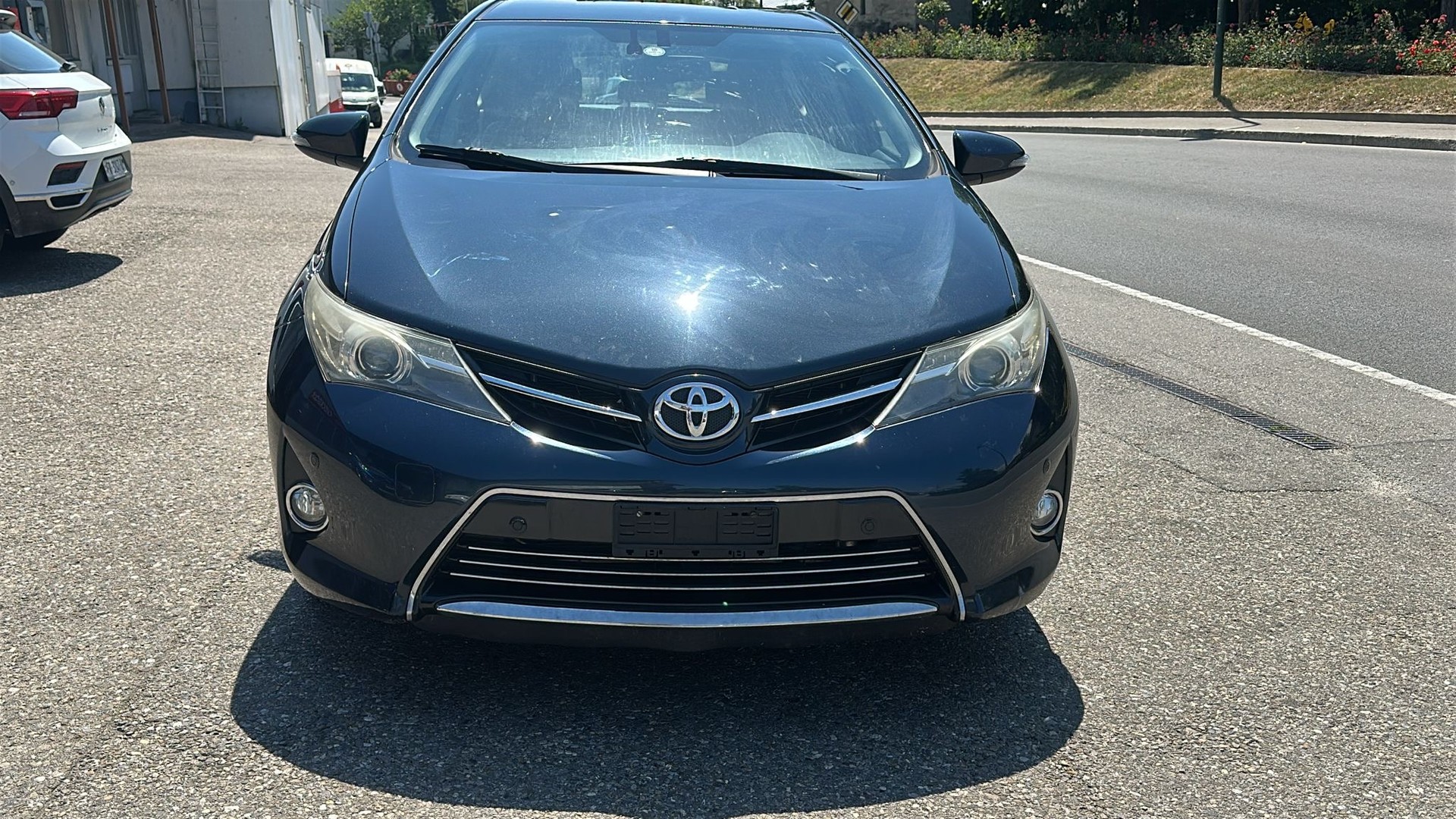 TOYOTA Auris 1.6 Luna-image-13