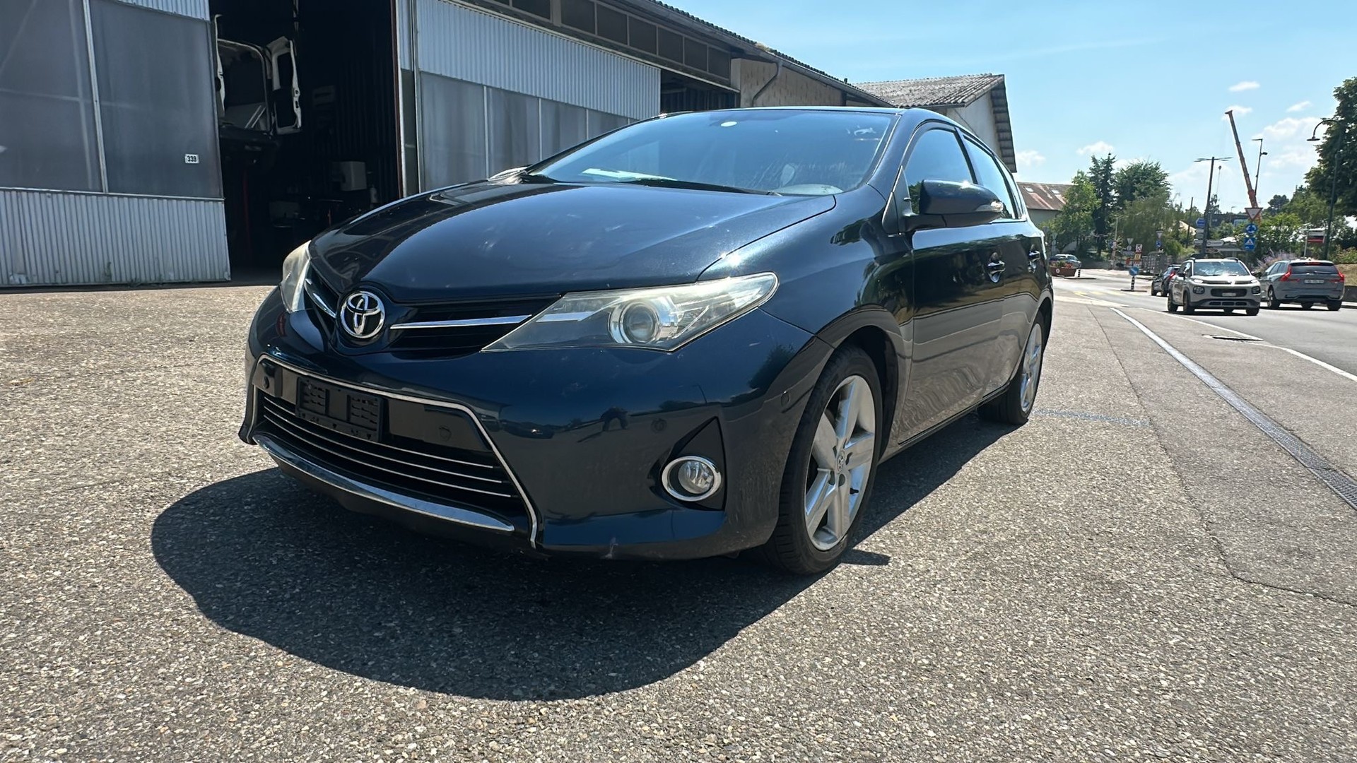 TOYOTA Auris 1.6 Luna-image-0