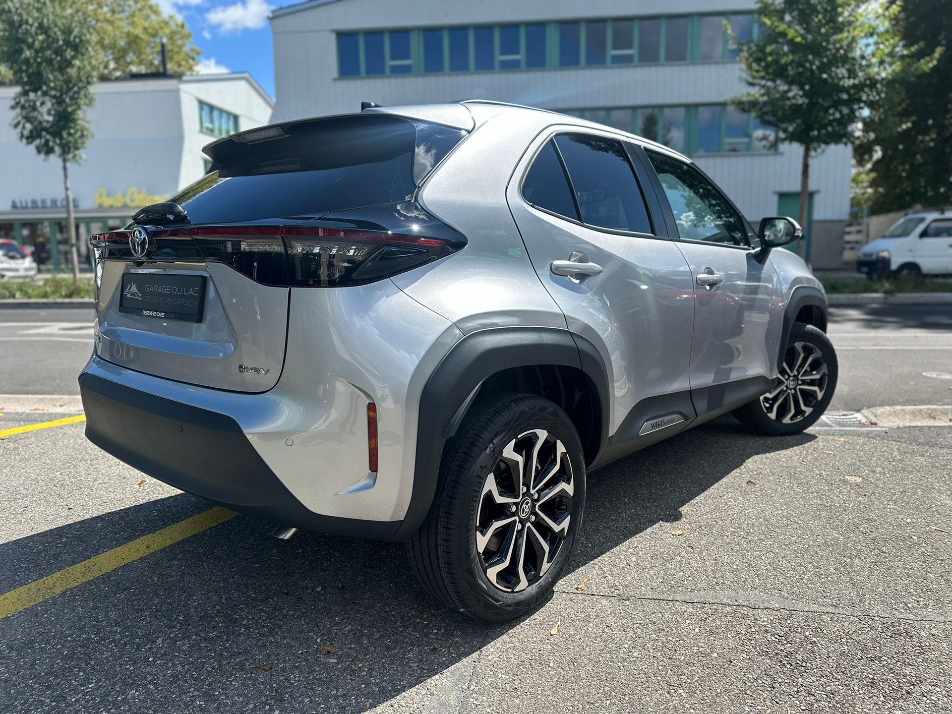 TOYOTA Yaris Cross 1.5 Trend e-CVT-image-3