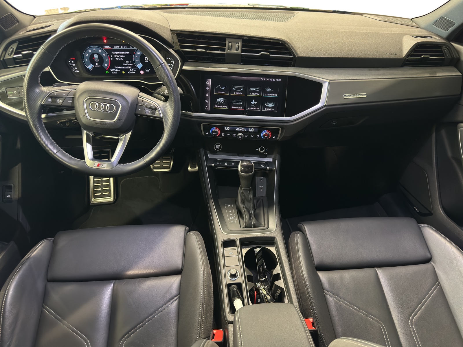 AUDI Q3 Sportback 45 TFSI quattro S-tronic-image-10