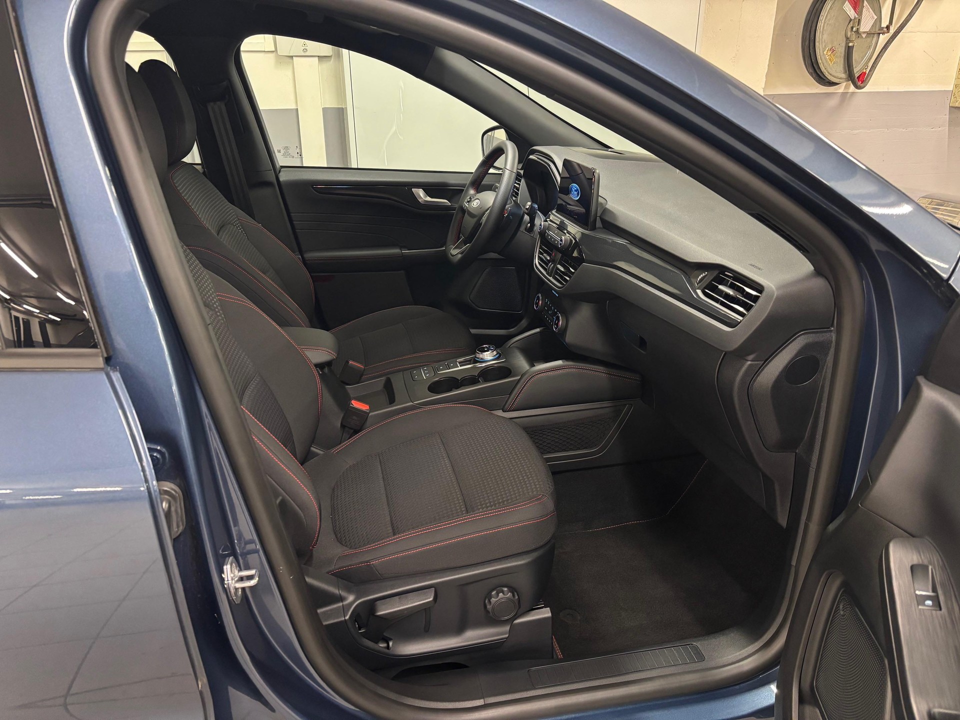 FORD Kuga 2.0 EcoBlue ST-Line-image-7