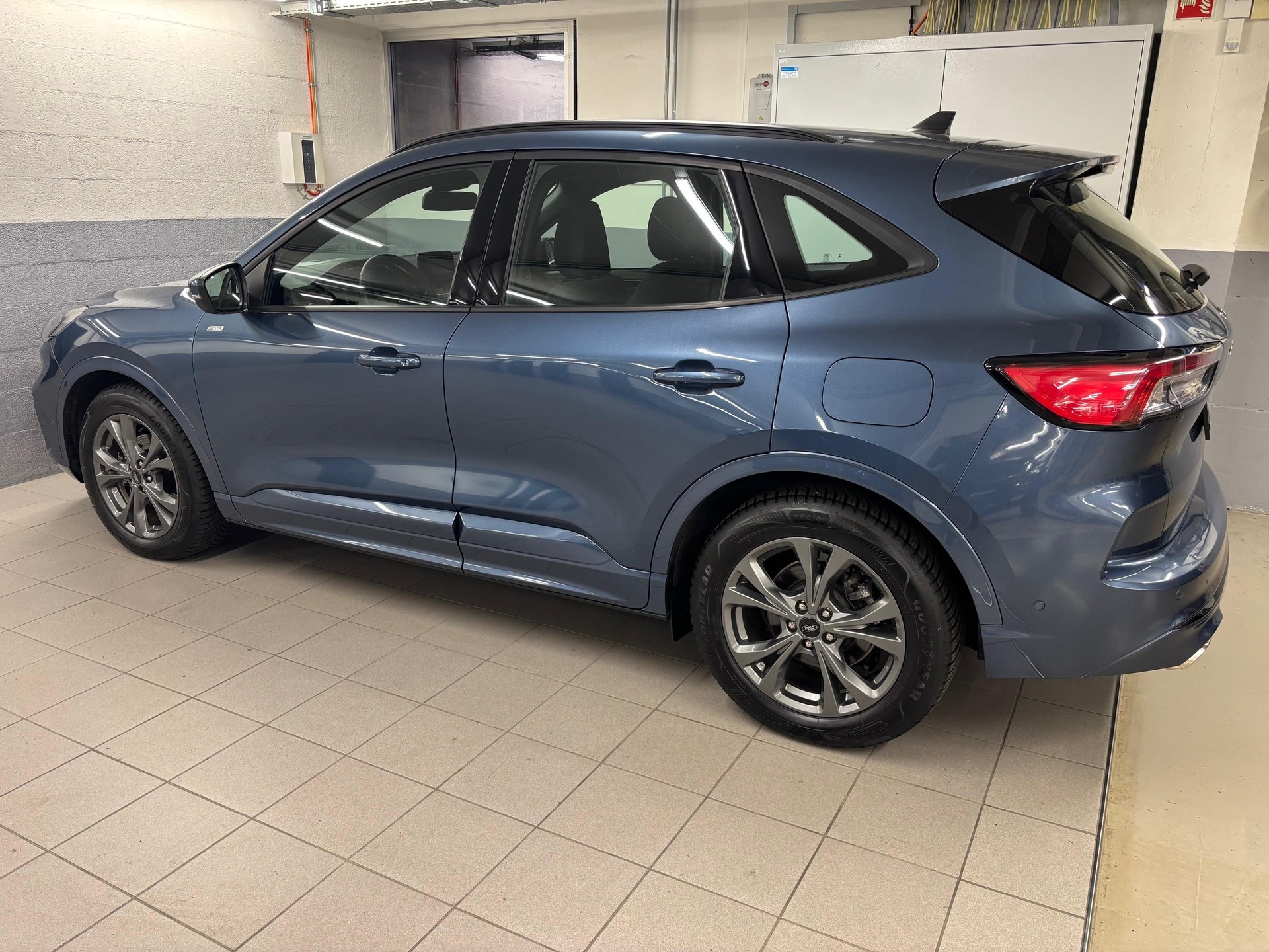 FORD Kuga 2.0 EcoBlue ST-Line-image-5
