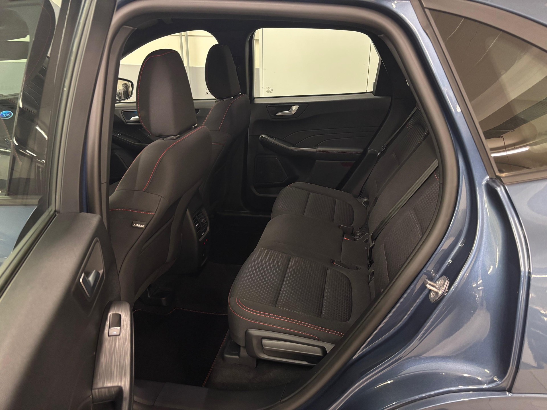 FORD Kuga 2.0 EcoBlue ST-Line-image-8