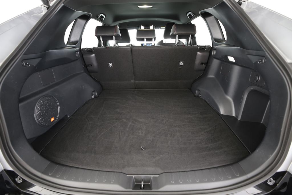 TOYOTA RAV4 2.5 Plug-In-Hybrid Platinum-image-9