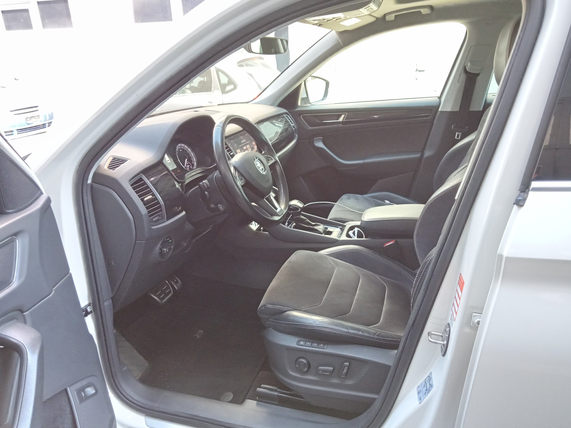 SKODA Kodiaq 2.0 TSI Style DSG 4x4-image-10
