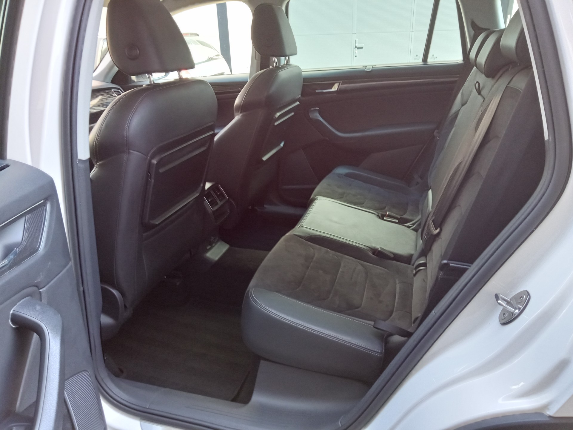 SKODA Kodiaq 2.0 TSI Style DSG 4x4-image-12